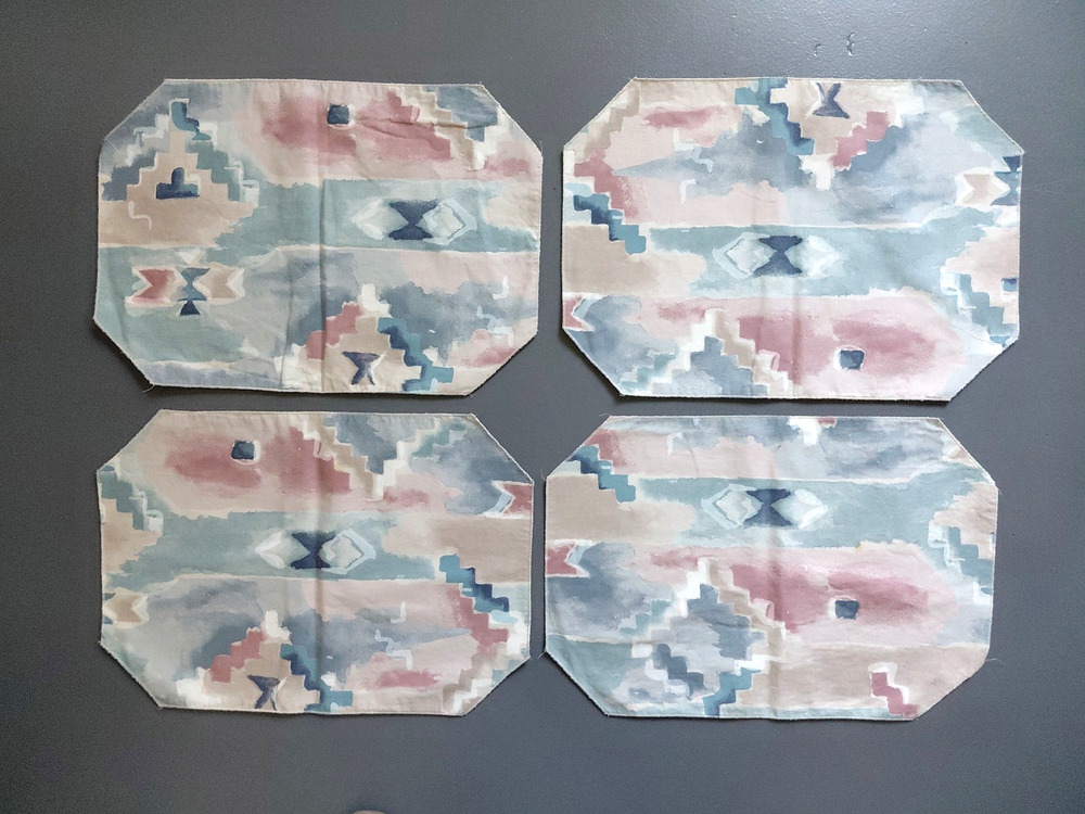 Set Of 4 Place Mats 80's Pastel Southwestern Cottagecore Fabric Watercolor VTG